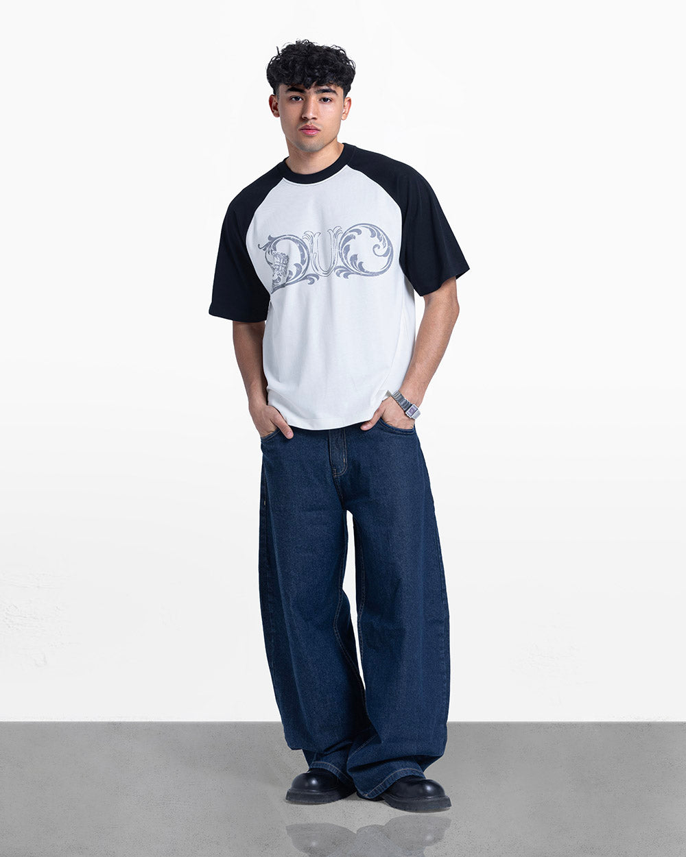 Duo Riglan tee white & navy