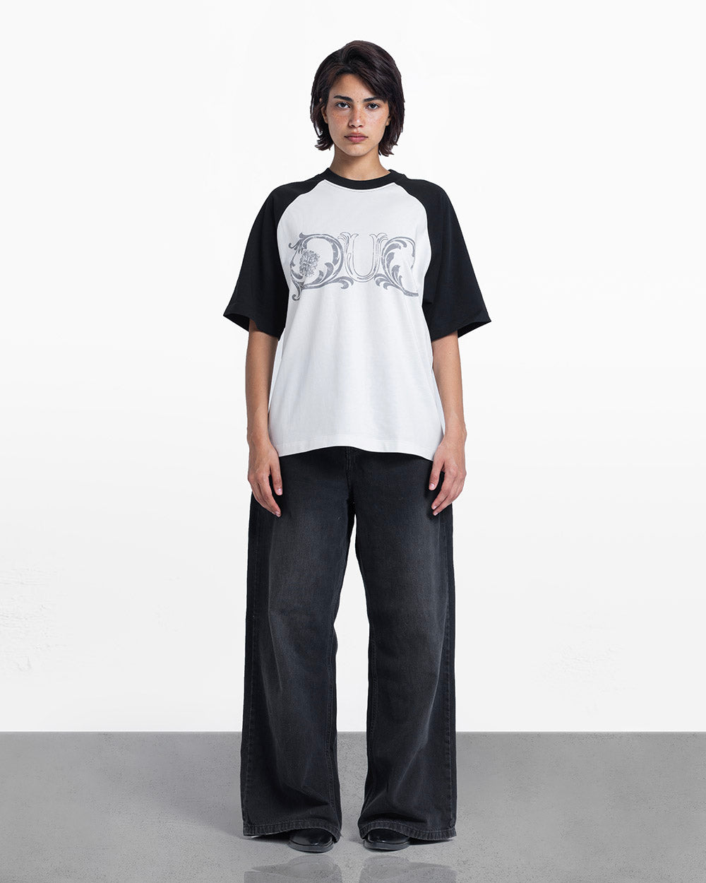 Duo Riglan tee white & navy