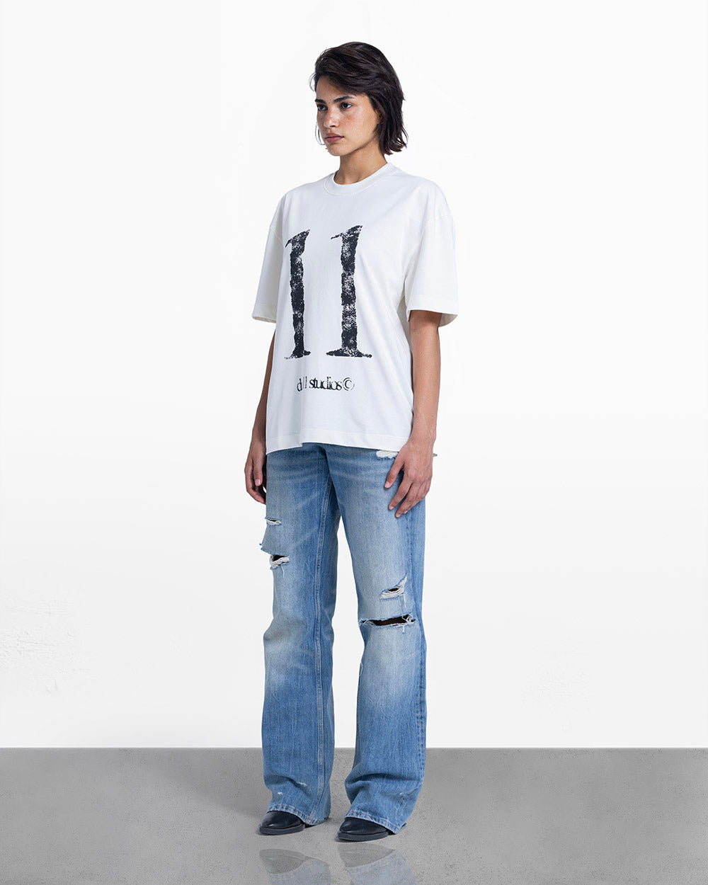 11 percent tee white
