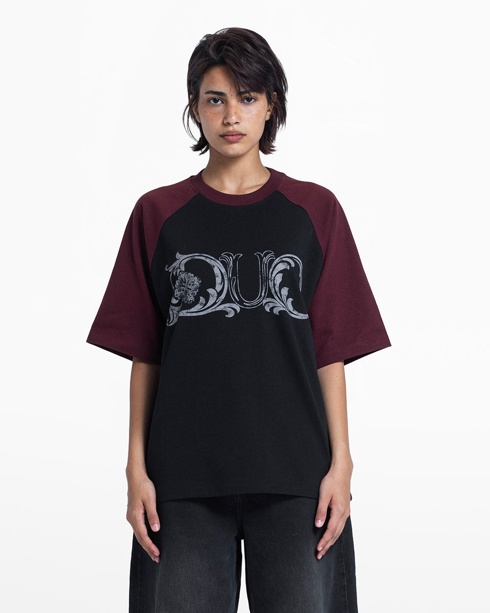 Duo Riglan tee black & burgundy