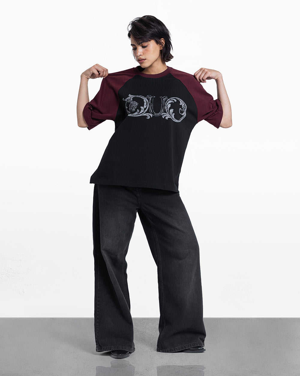 Duo Riglan tee black & burgundy