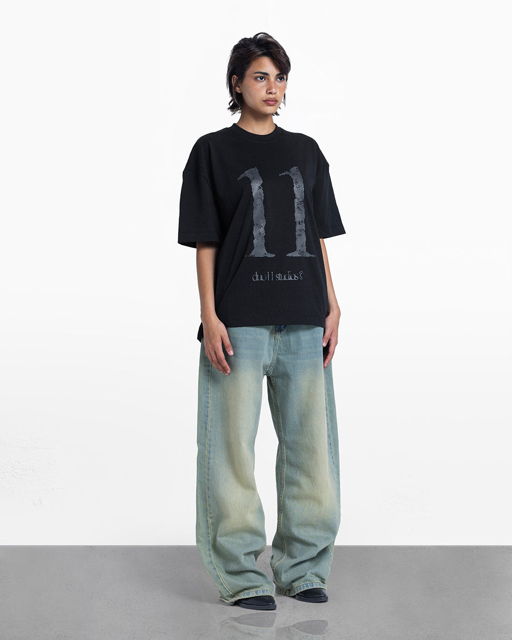 11 percent tee black