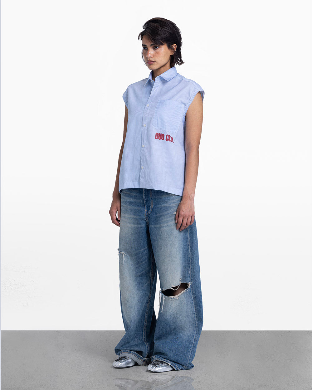 Duo sleeveless shirt baby blue