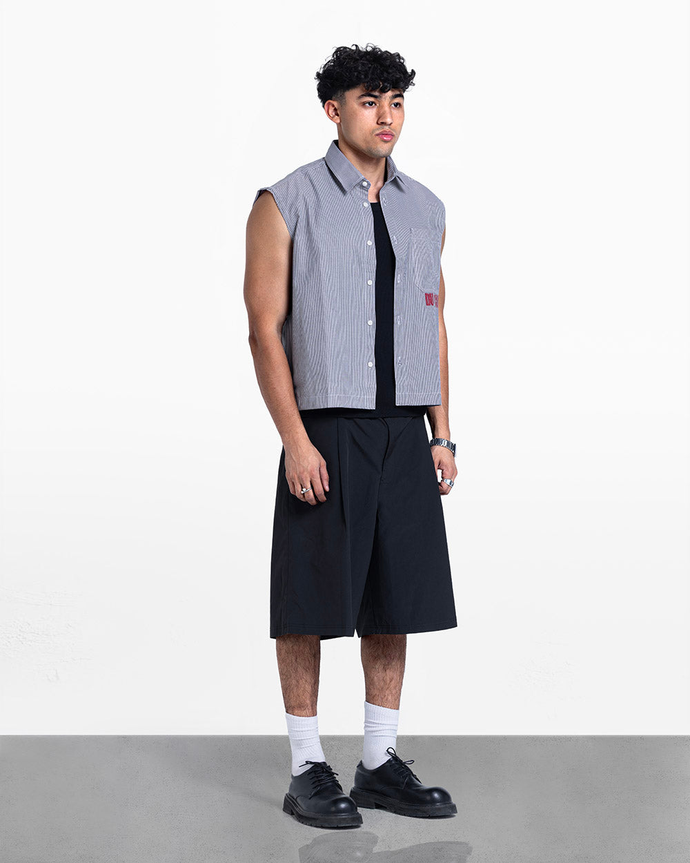 Duo sleeveless shirt black