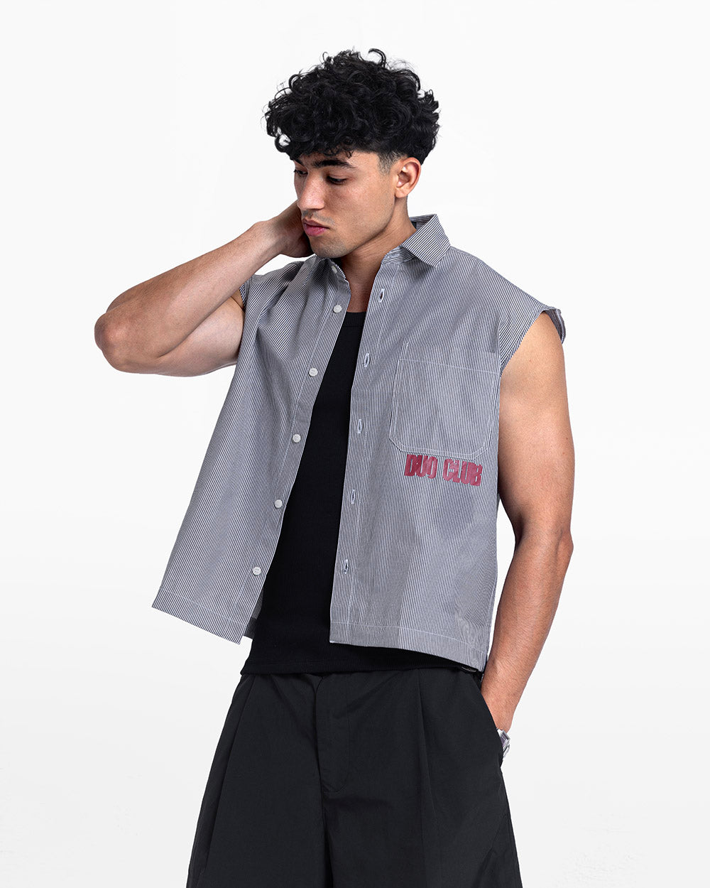 Duo sleeveless shirt black